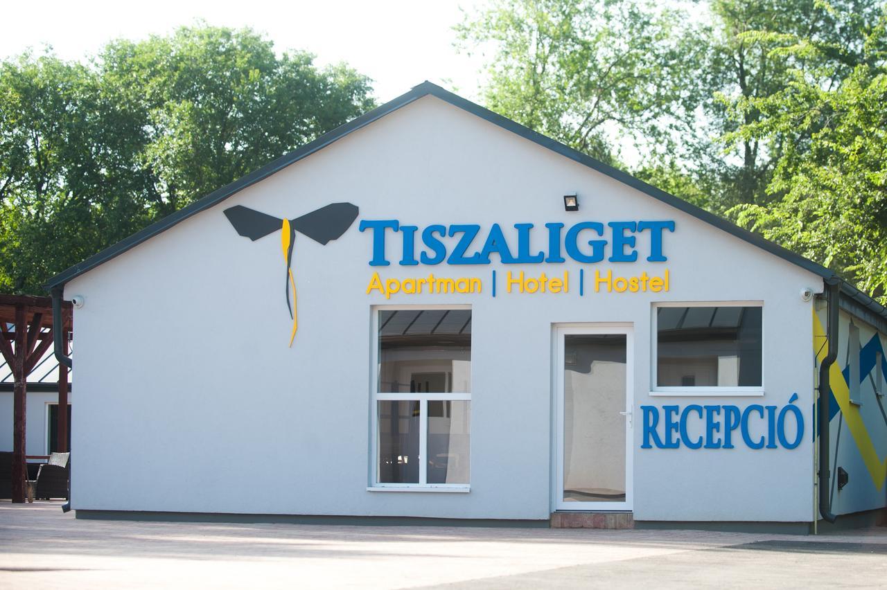 Tiszaliget Apartman Es Szallo Szolnok Exterior photo